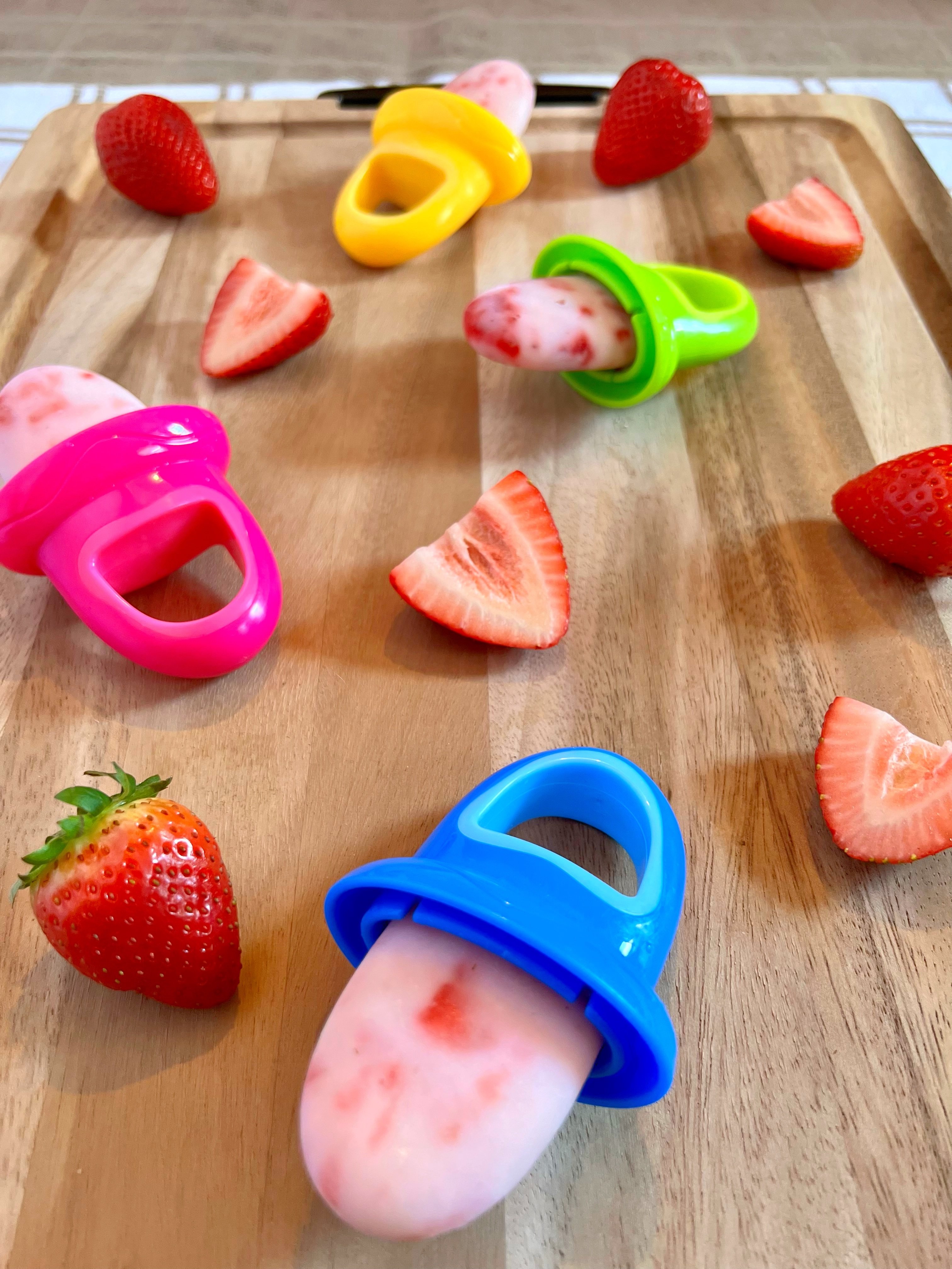 strawberry yogurt popsicles
