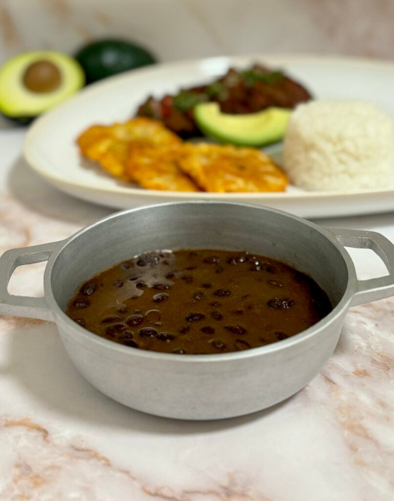 Cuban-style black beans, easy recipe