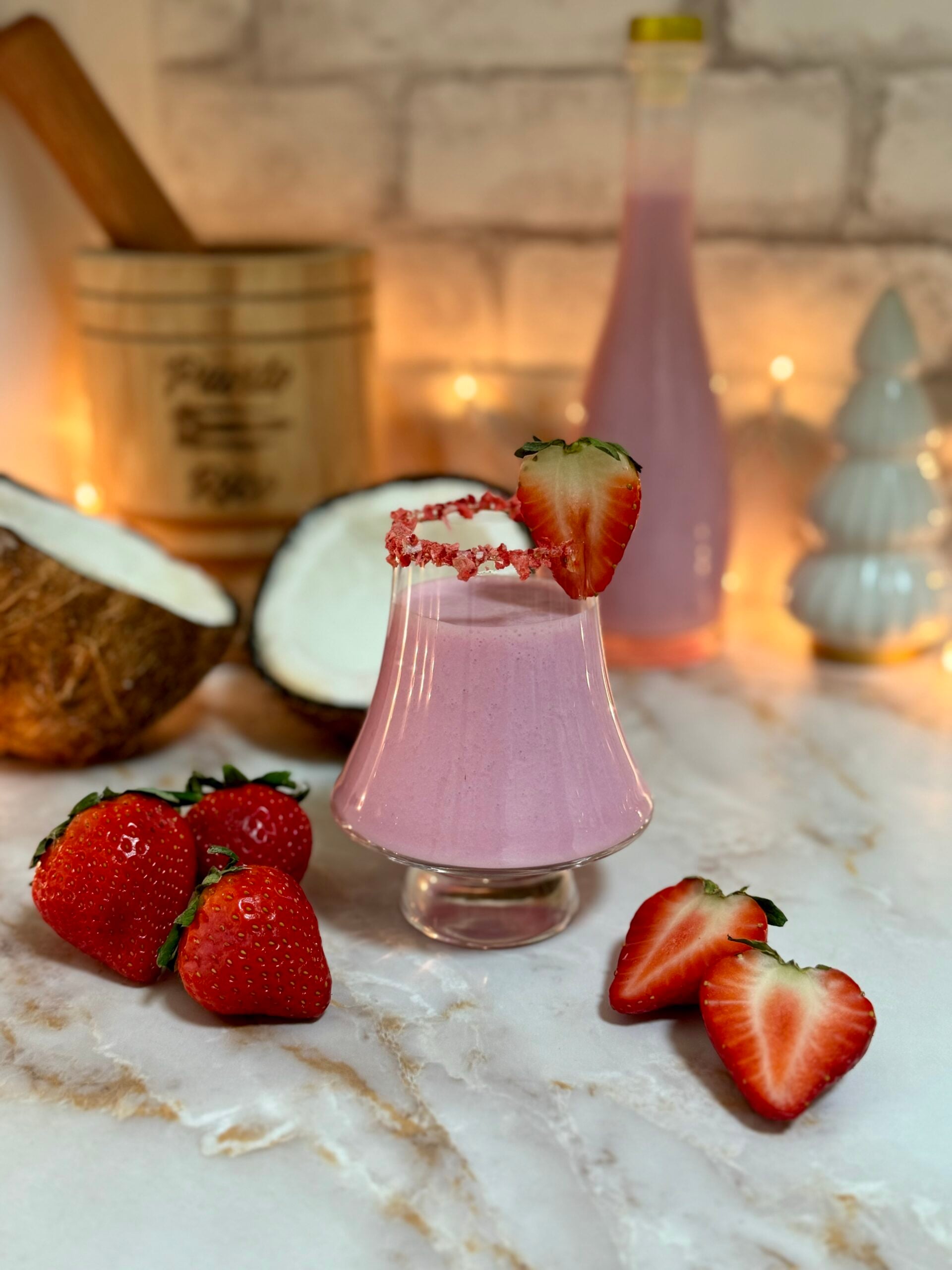 strawberry coquito