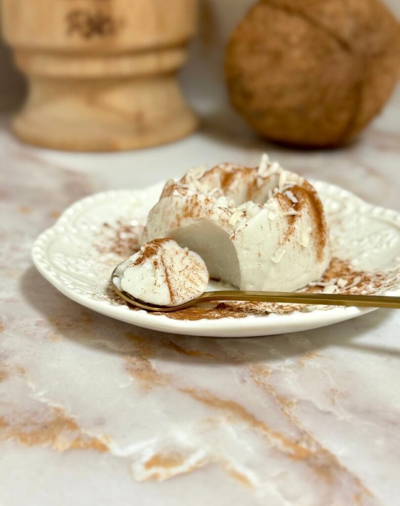 tembleque, Puerto Rican coconut pudding