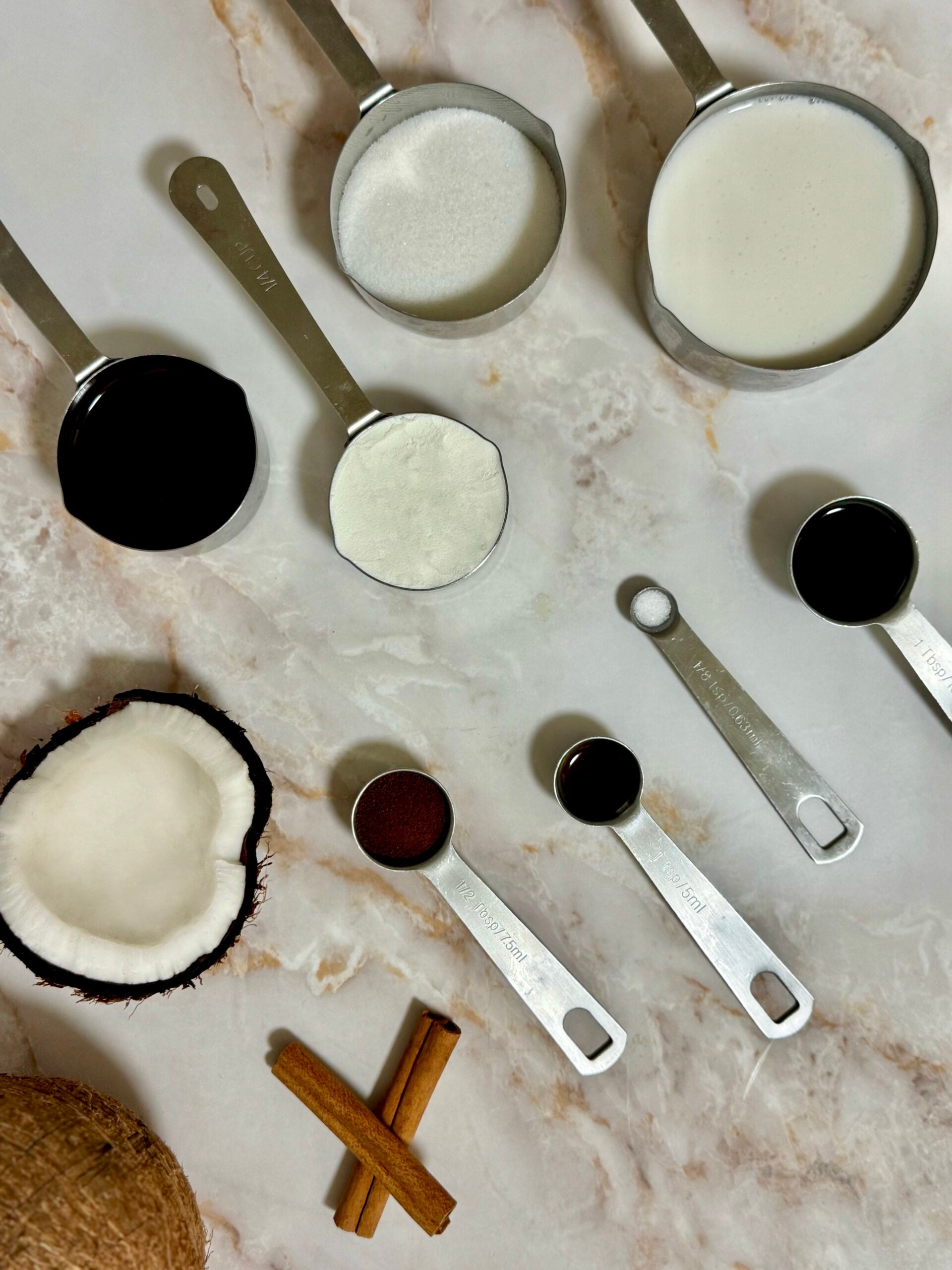Tembleque de cafe ingredients