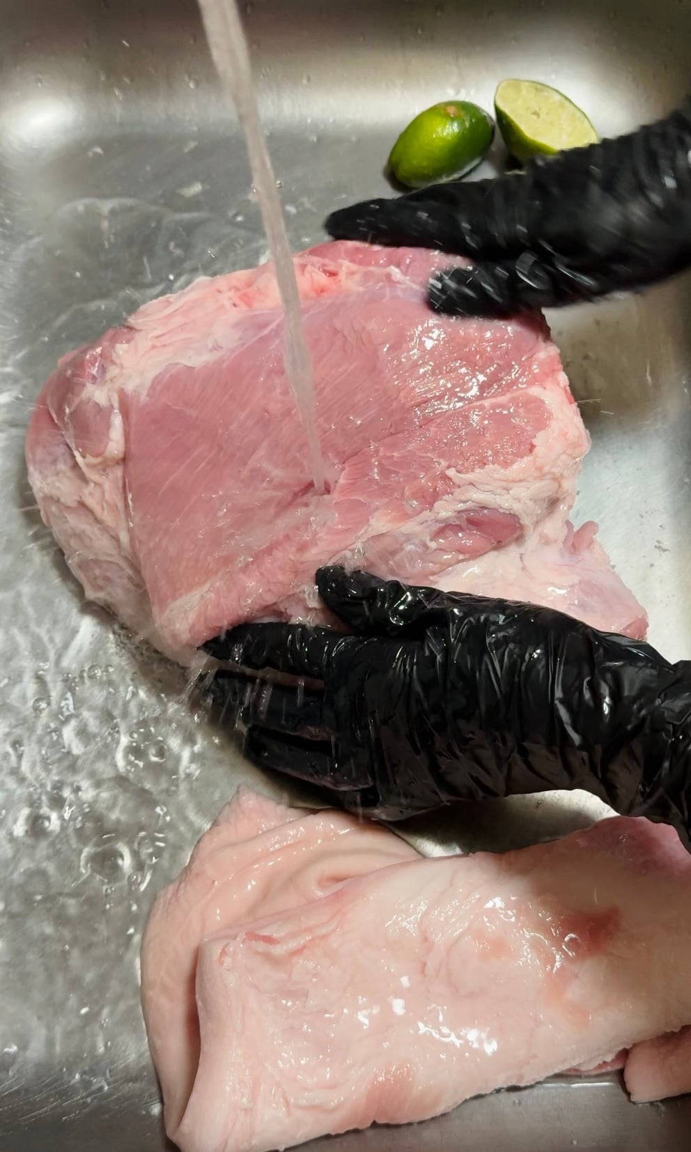 cleaning, washing pernil